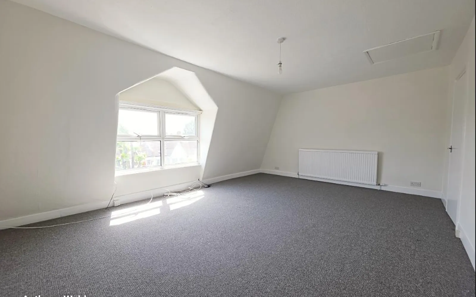 Flat Palmerston Crescent in Greater London