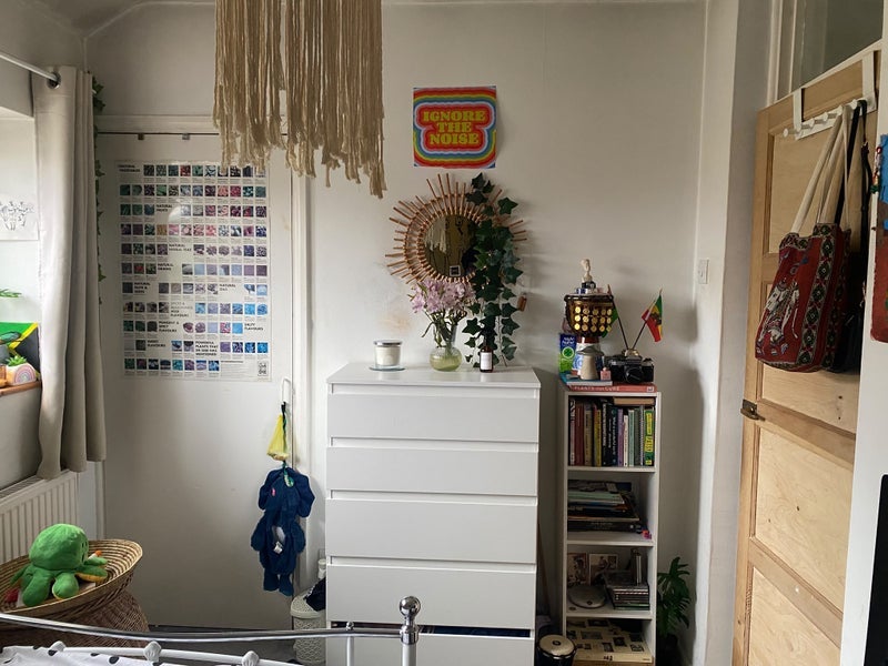 Room Paston Crescent in Greater London