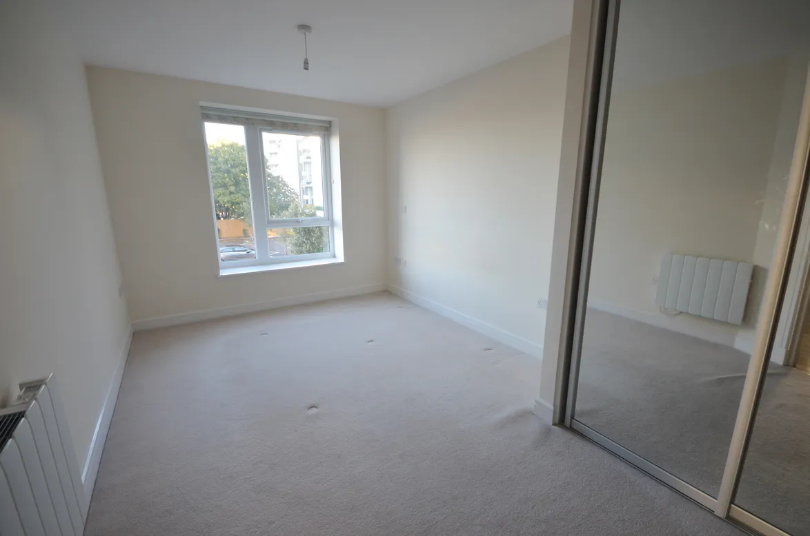 Flat Ocean Drive in Gillingham