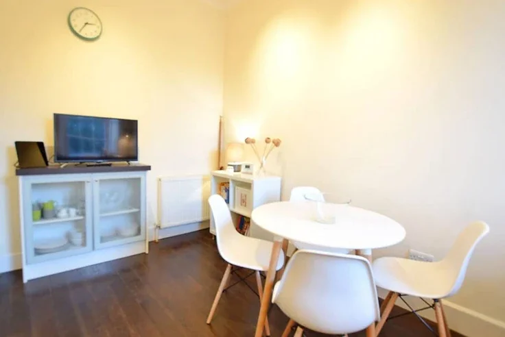 Flat West Montgomery Place in City of Edinburgh