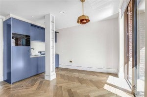 Flat Edith Row in Greater London