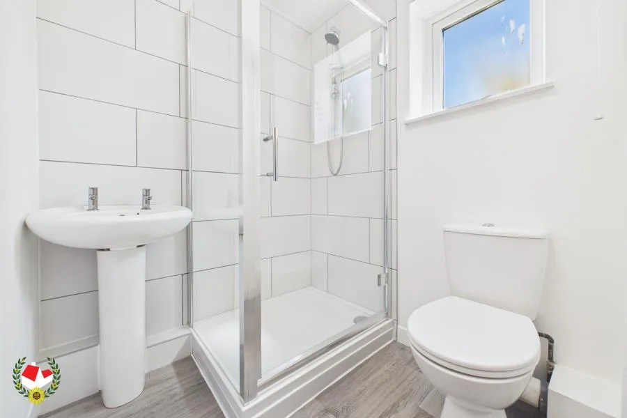 Flat Alders Green in Gloucester