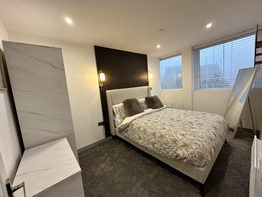 Flat Cotelands in Greater London