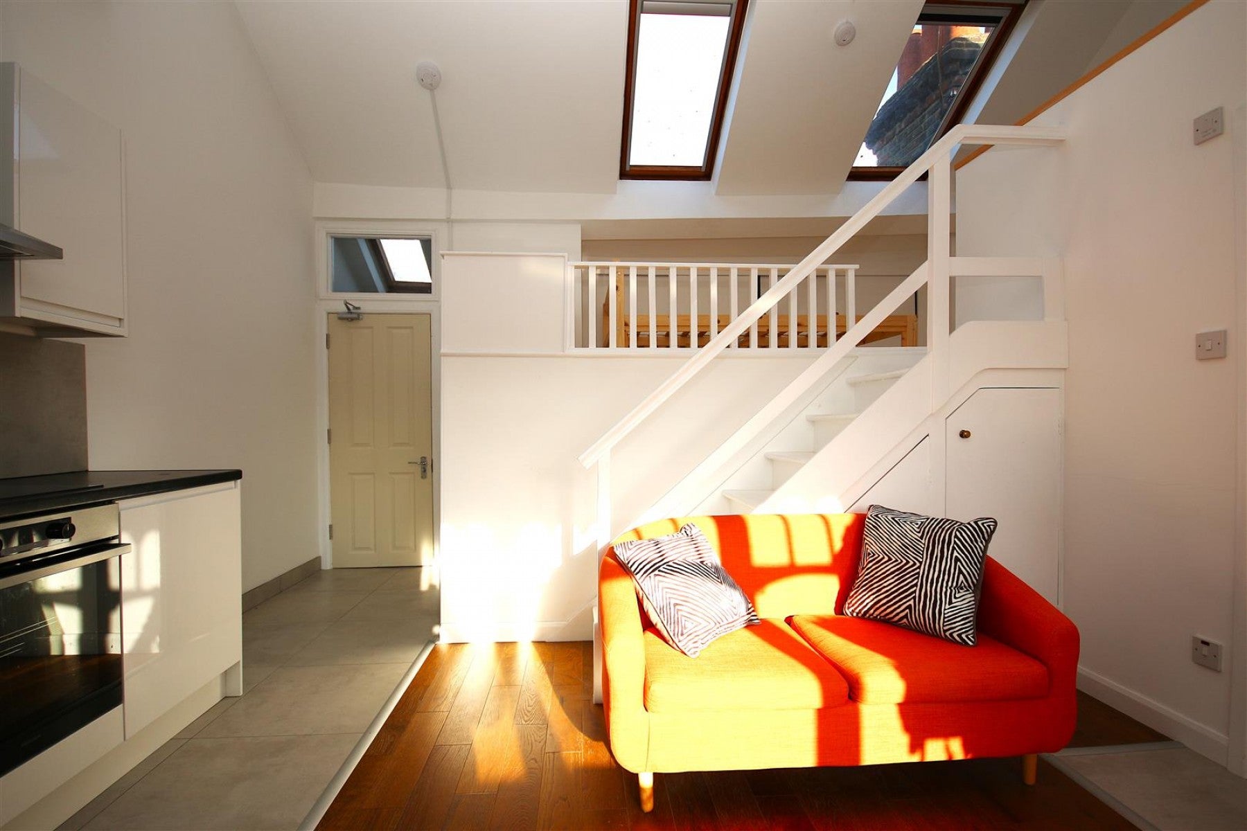 Flat Highbury Park in Greater London