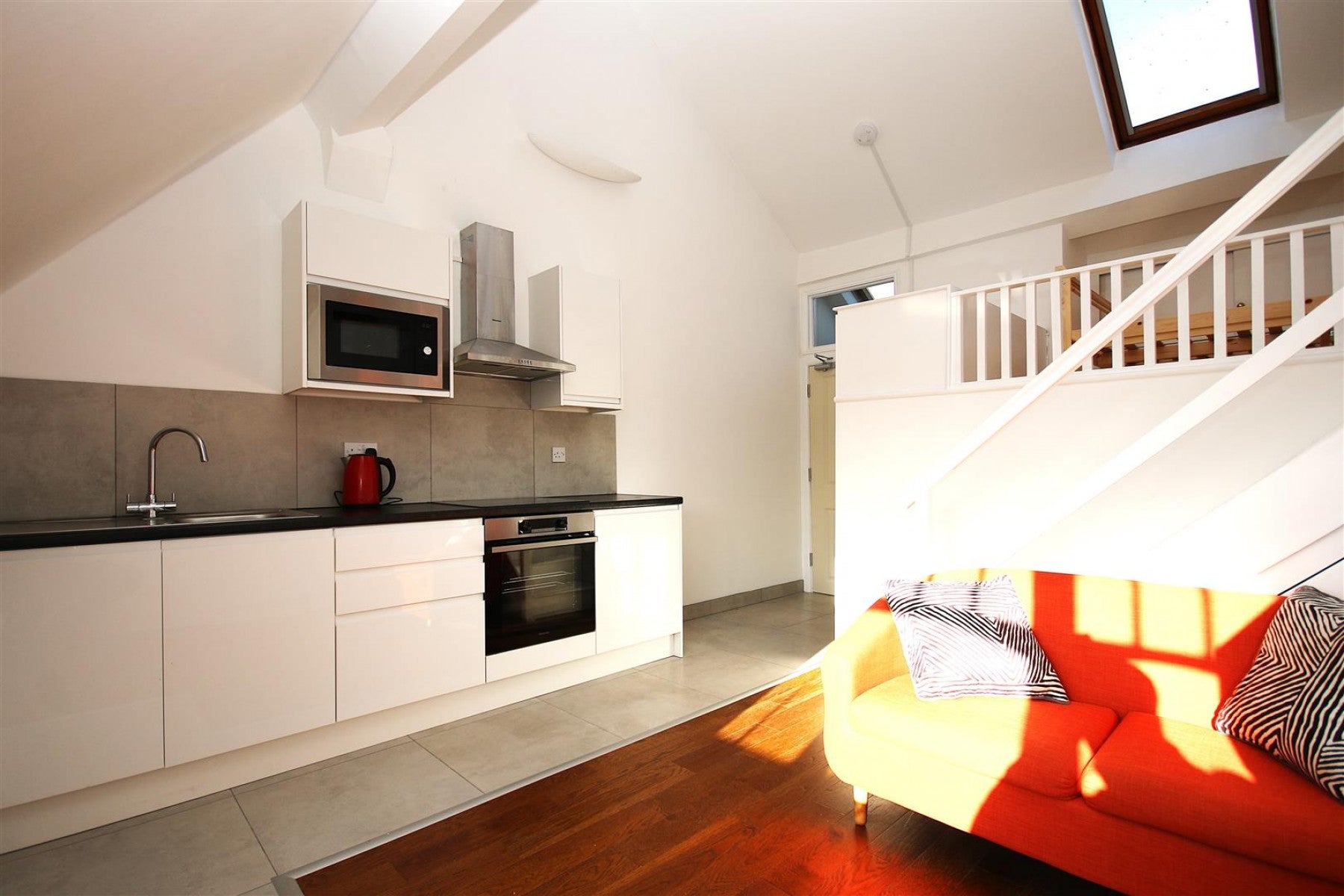 Flat Highbury Park in Greater London