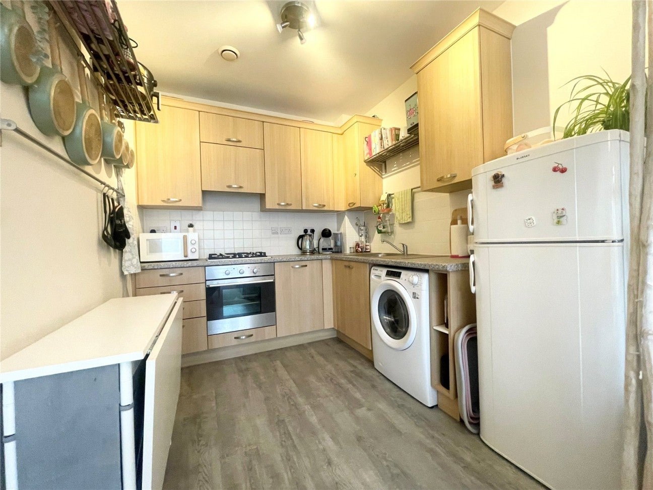 Flat Broadmark Lane in Arun