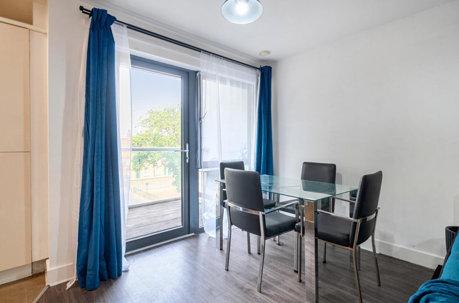 Flat George Lane in Greater London