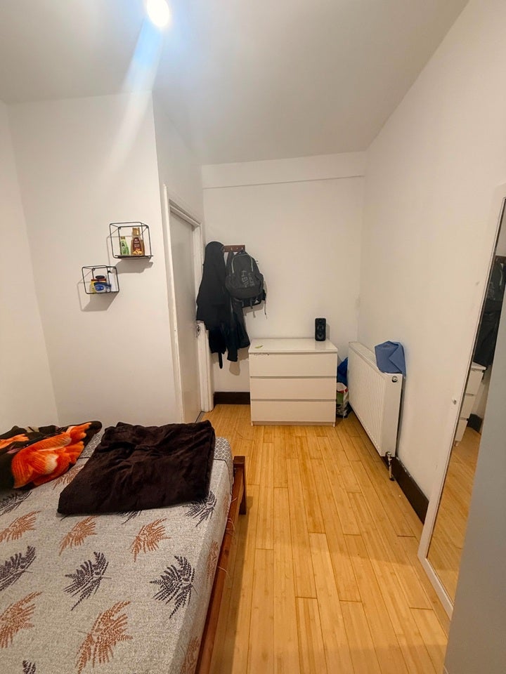 Room Albert Square in Greater London