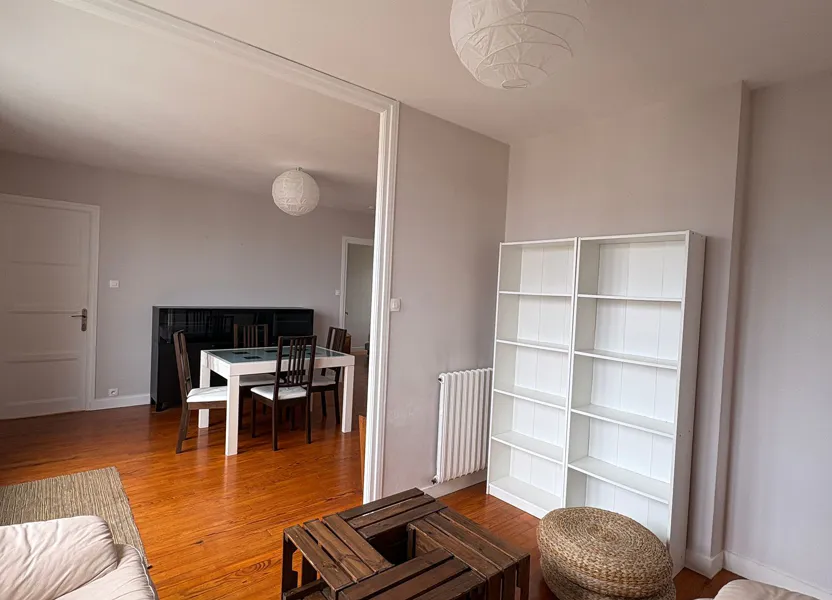 Flat Rue Louis Pidoux in Brest