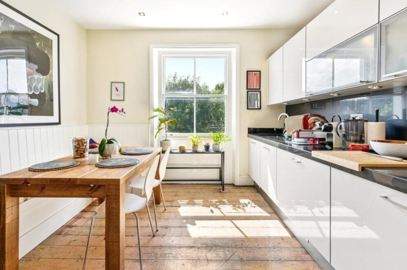 Flat Hammersmith Grove in Greater London