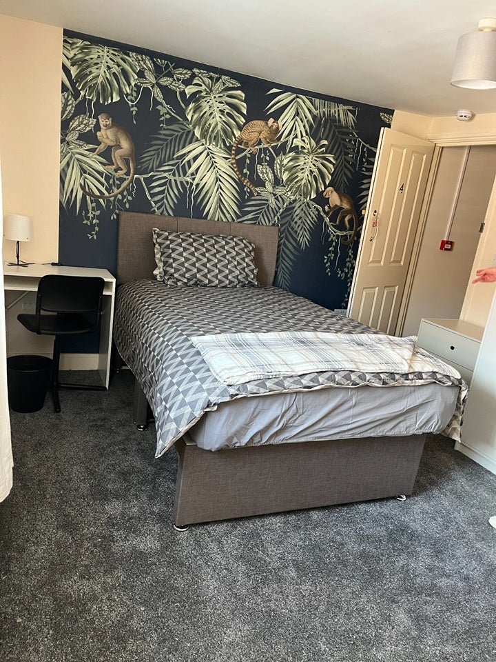 Room Commercial Road in South Kesteven