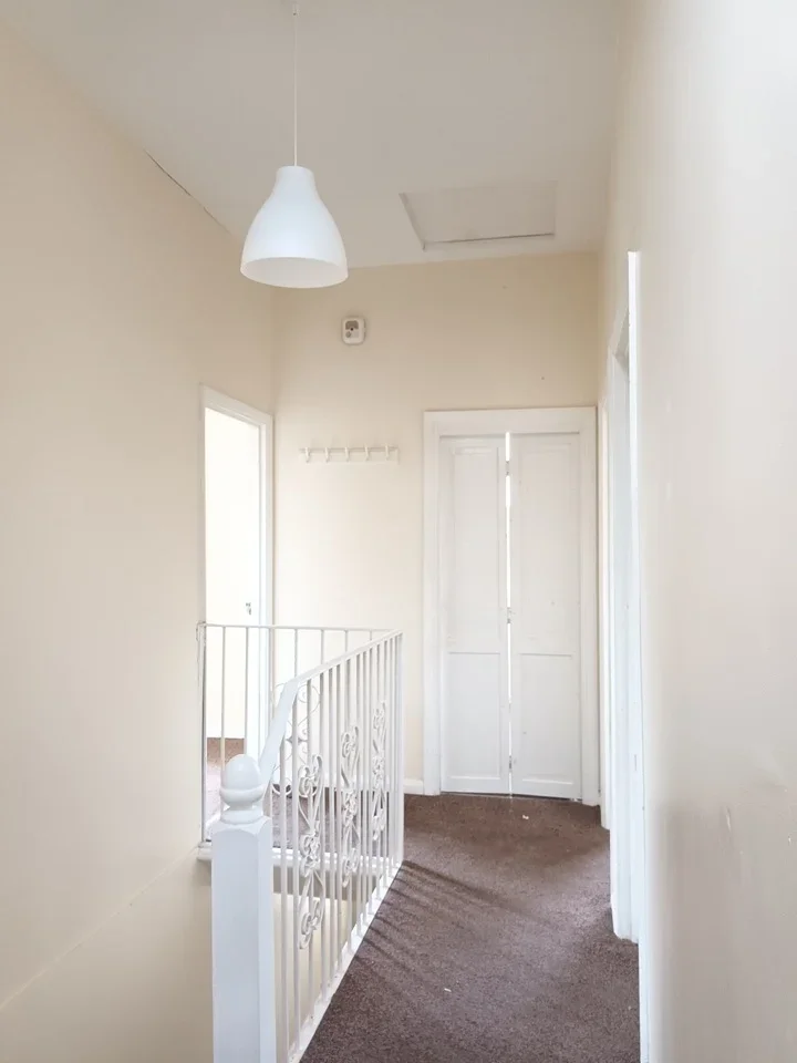 Room George Lane in Greater London