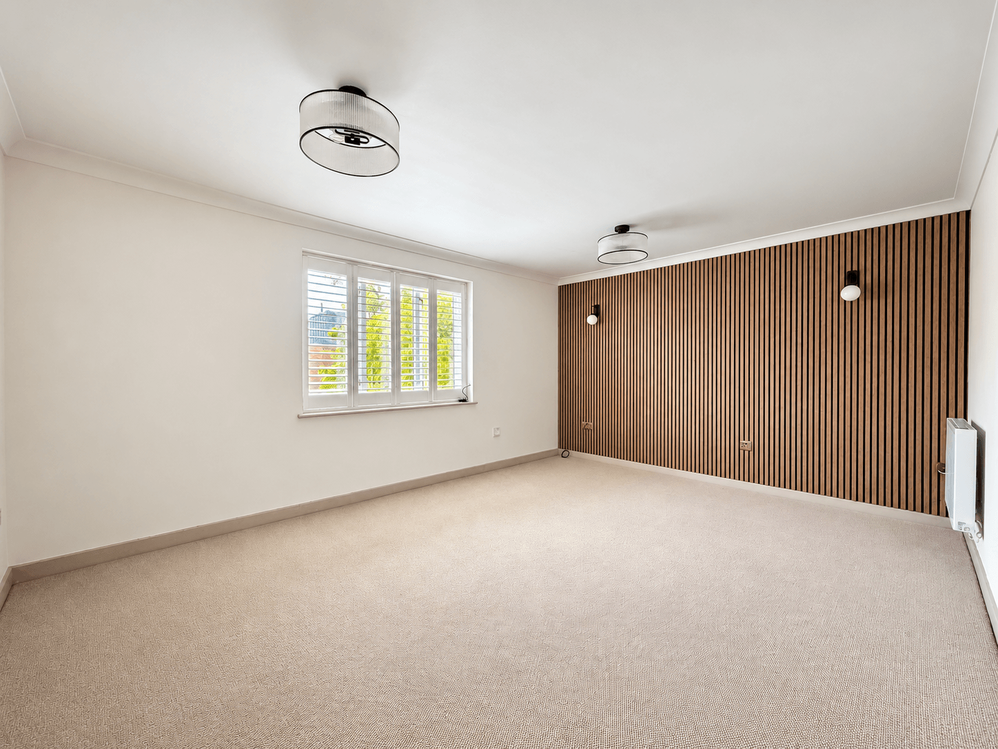 Flat Park View Road in Dacorum