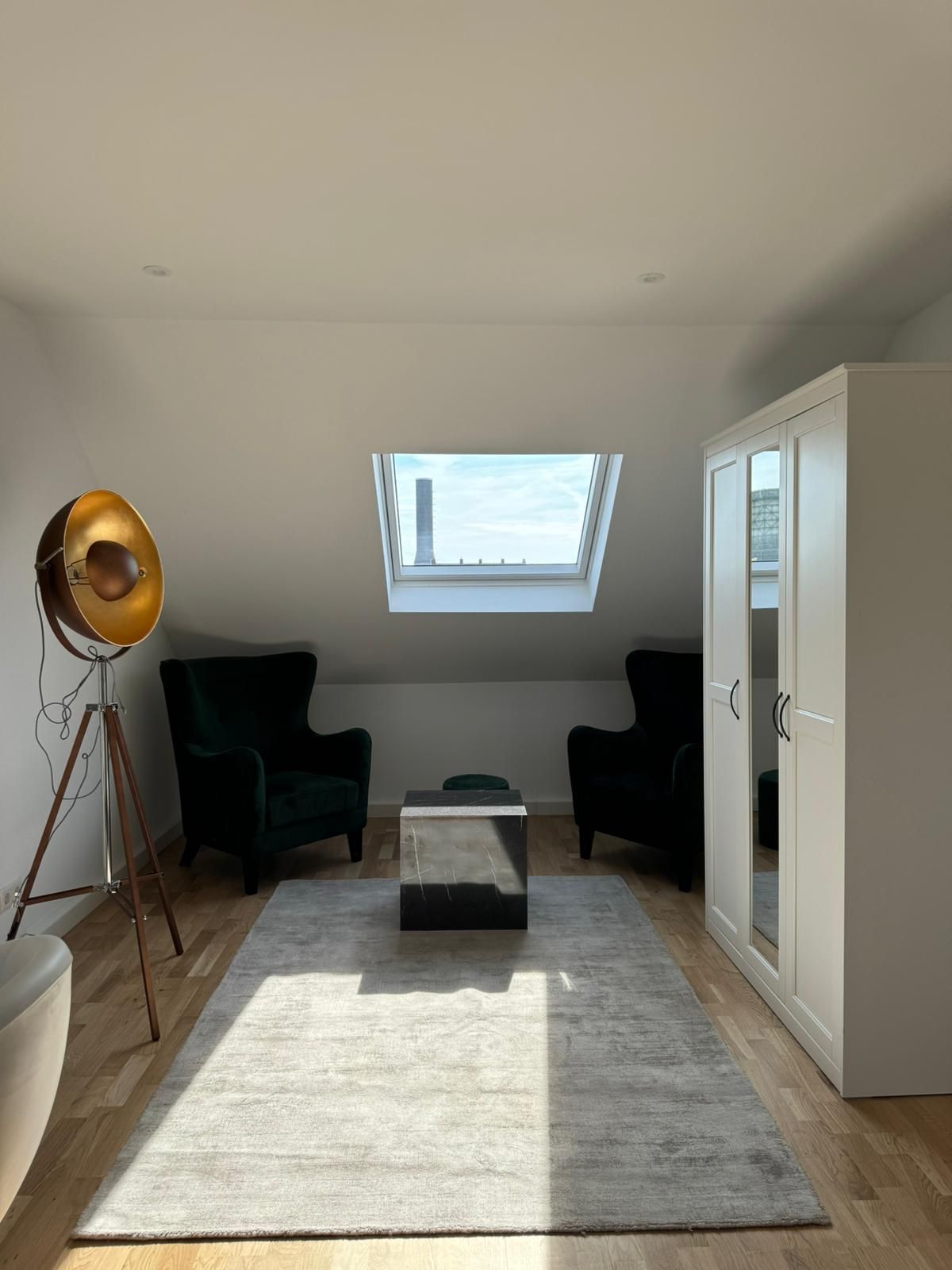 Zimmer Fortunastraße in Düsseldorf