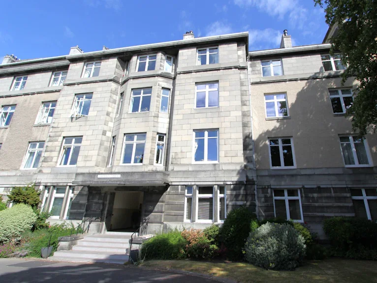 Flat Learmonth Terrace in City of Edinburgh