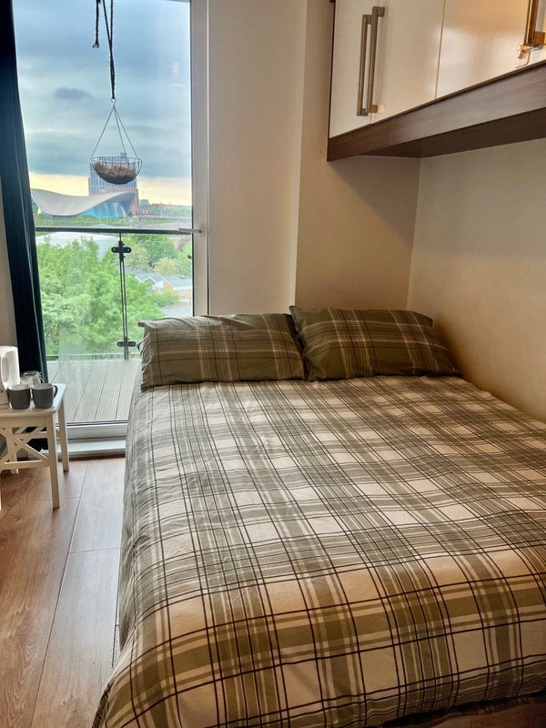 Room Jupp Road West in Greater London