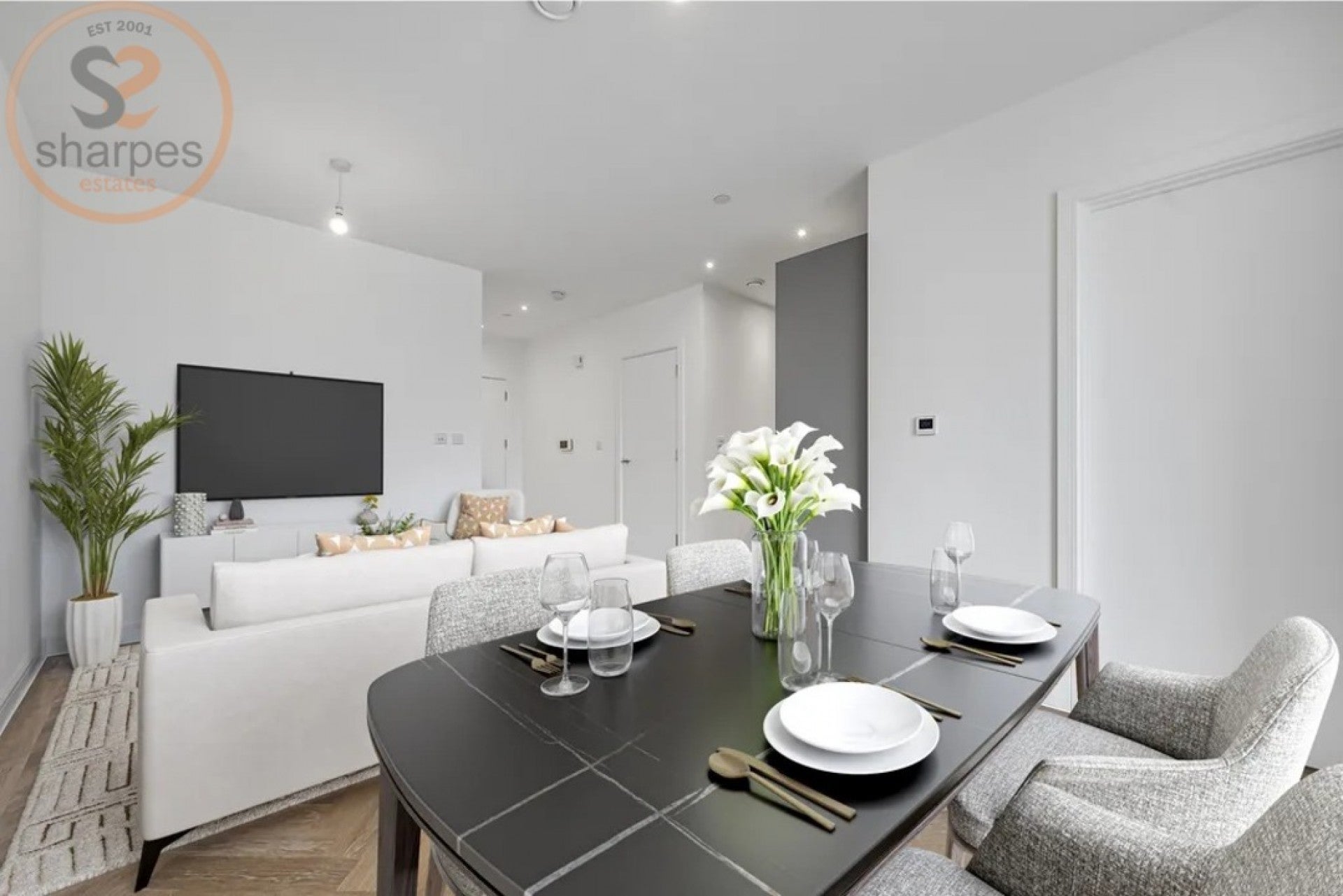Flat Beverley Way in Greater London