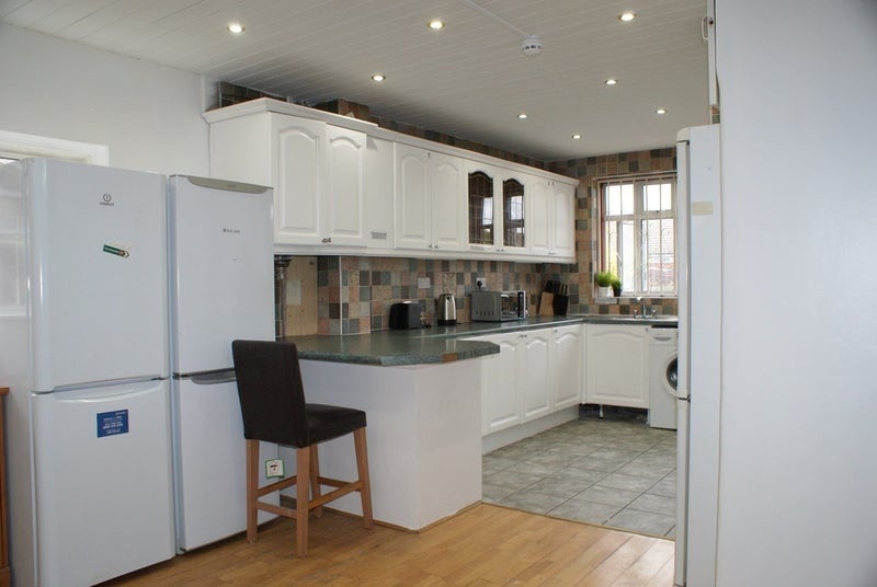 Room Eastern Avenue in Greater London