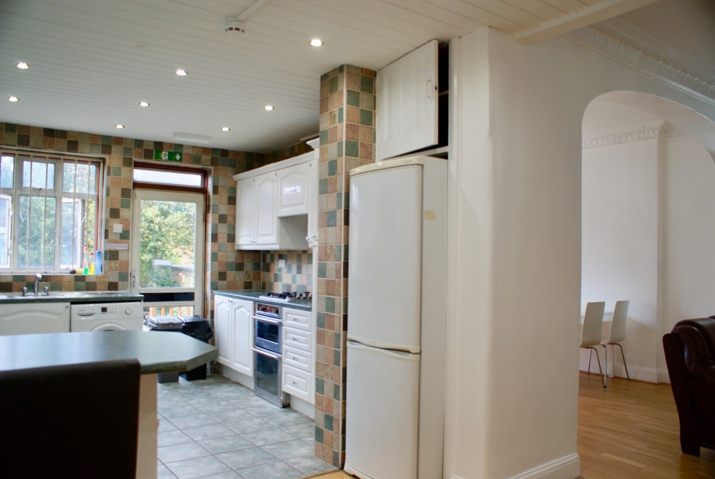 Room Eastern Avenue in Greater London