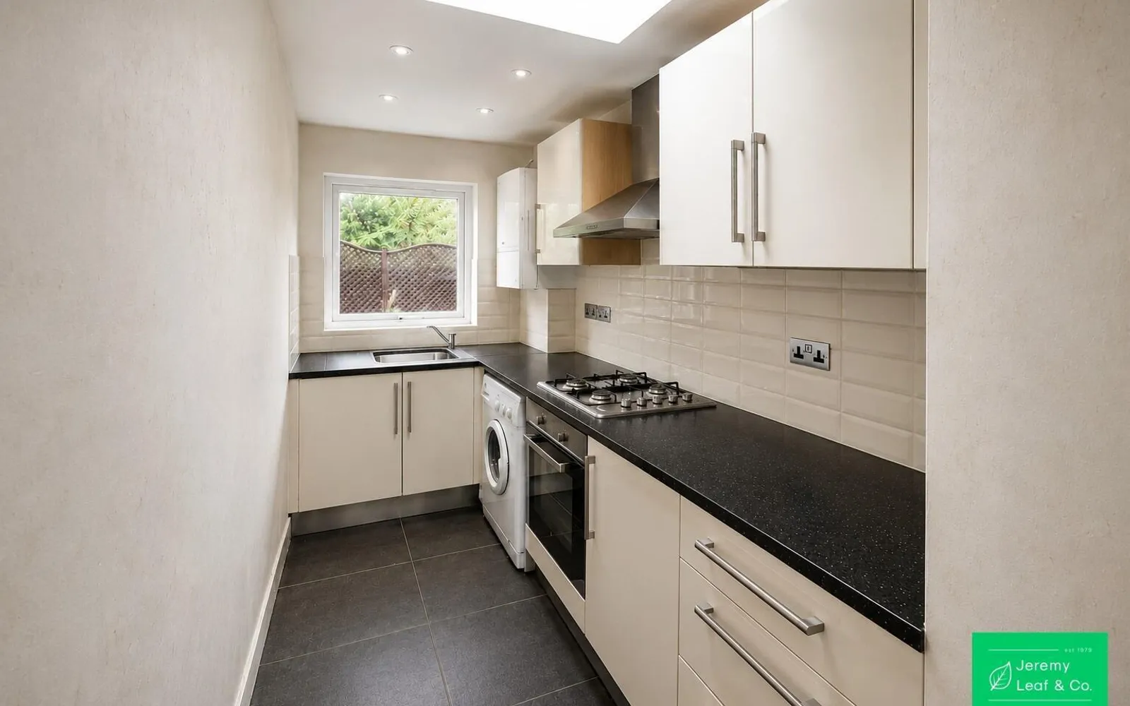 House Dollis Park in Greater London