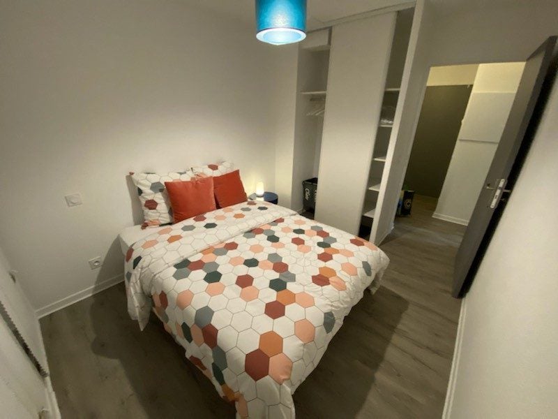 Appartement Cours Saint-Louis à Bordeaux