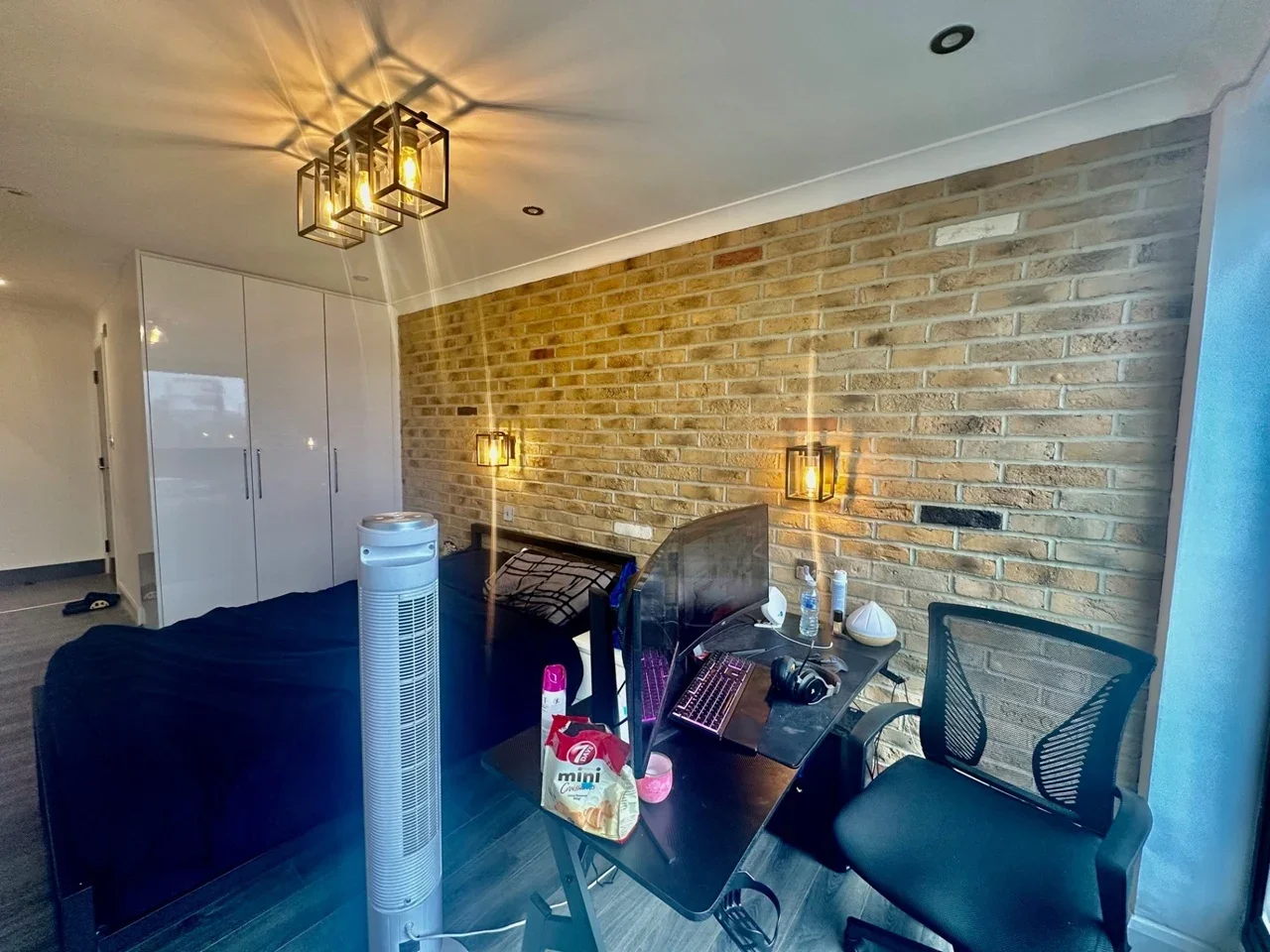 Flat Copperfield Road in Greater London