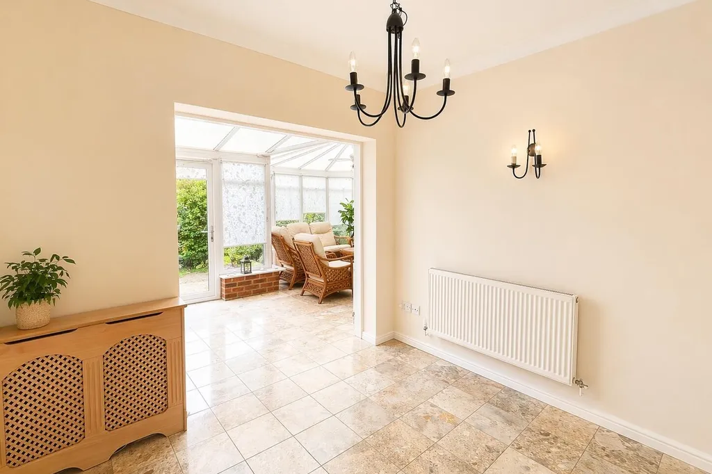 House Lynmouth Crescent in Milton Keynes