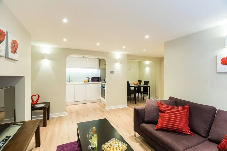 Flat Rochester Row in City of Westminster