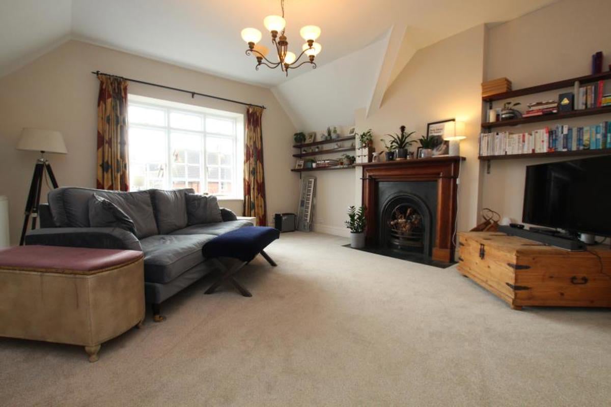 Flat Downleaze in Bristol