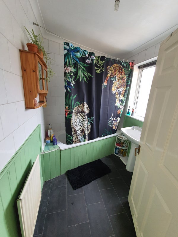 Room Leonard Place in Greater London