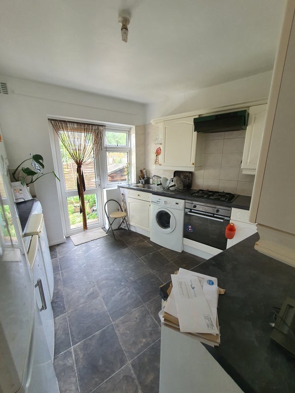Room Leonard Place in Greater London