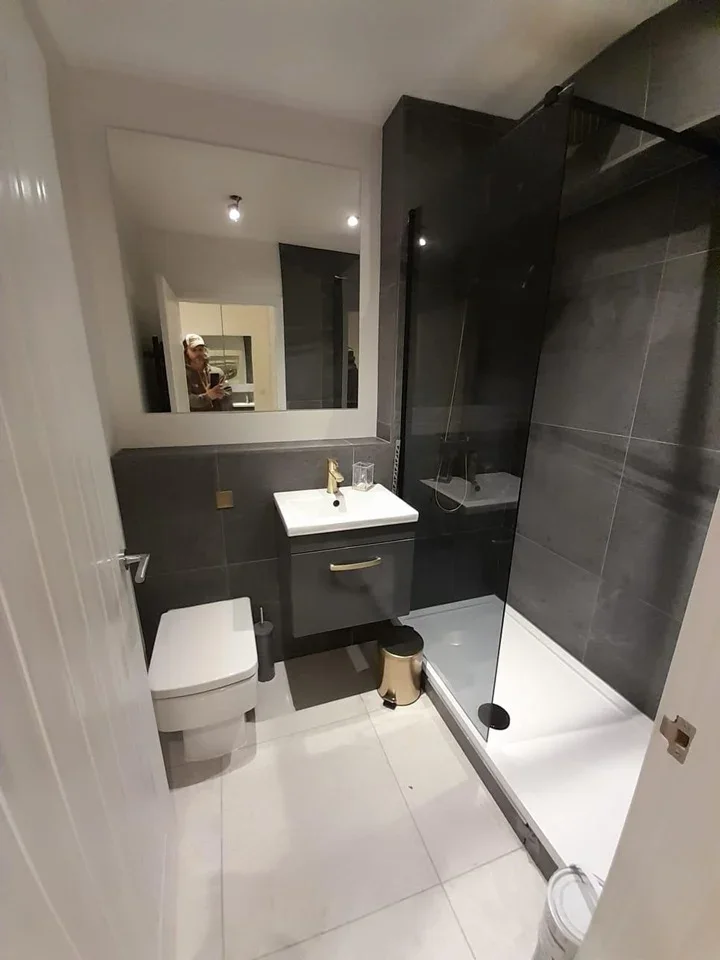 Flat Liskeard Gardens in Greater London