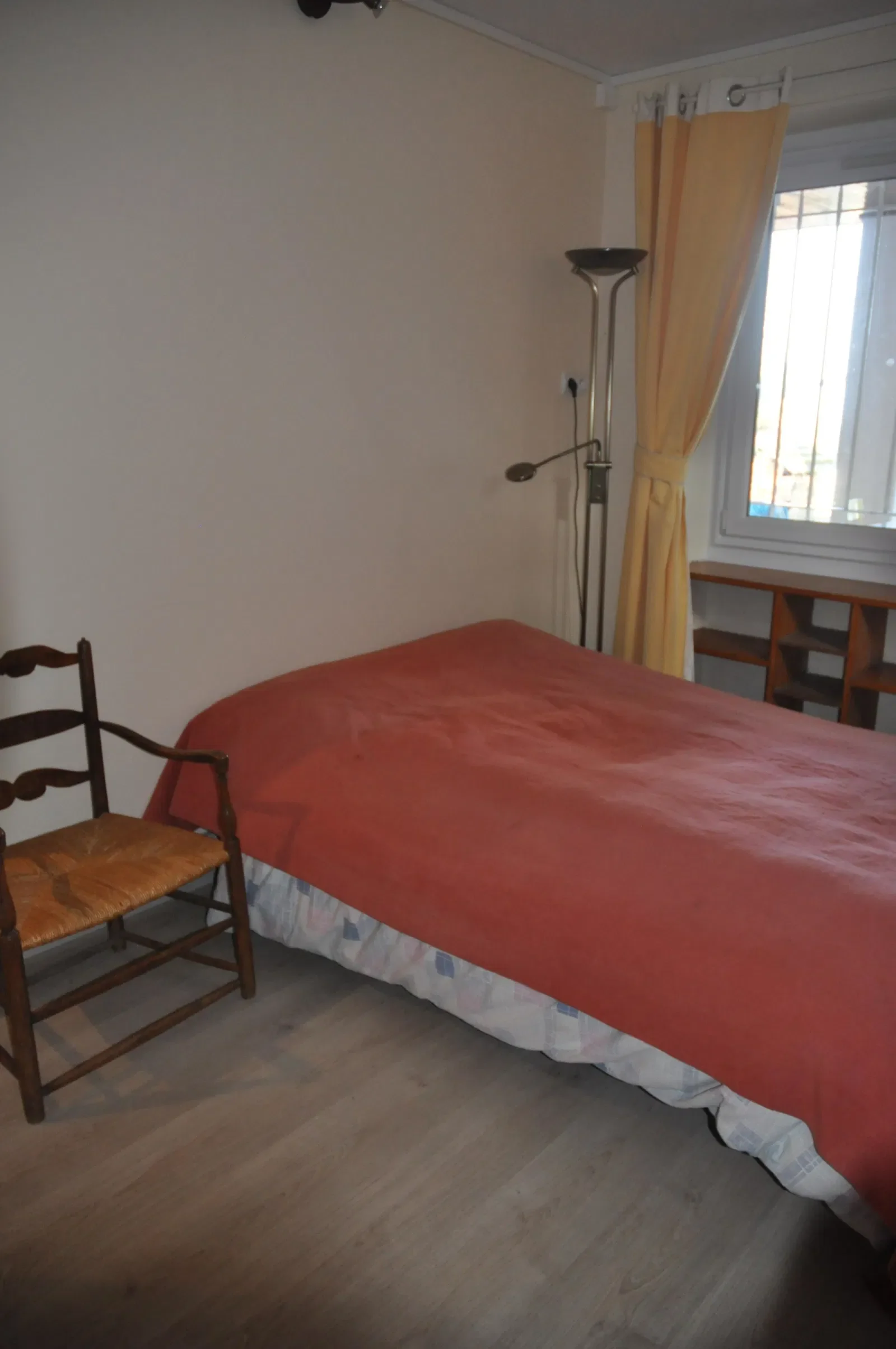 Room Avenue des Grottes in Évian-les-Bains