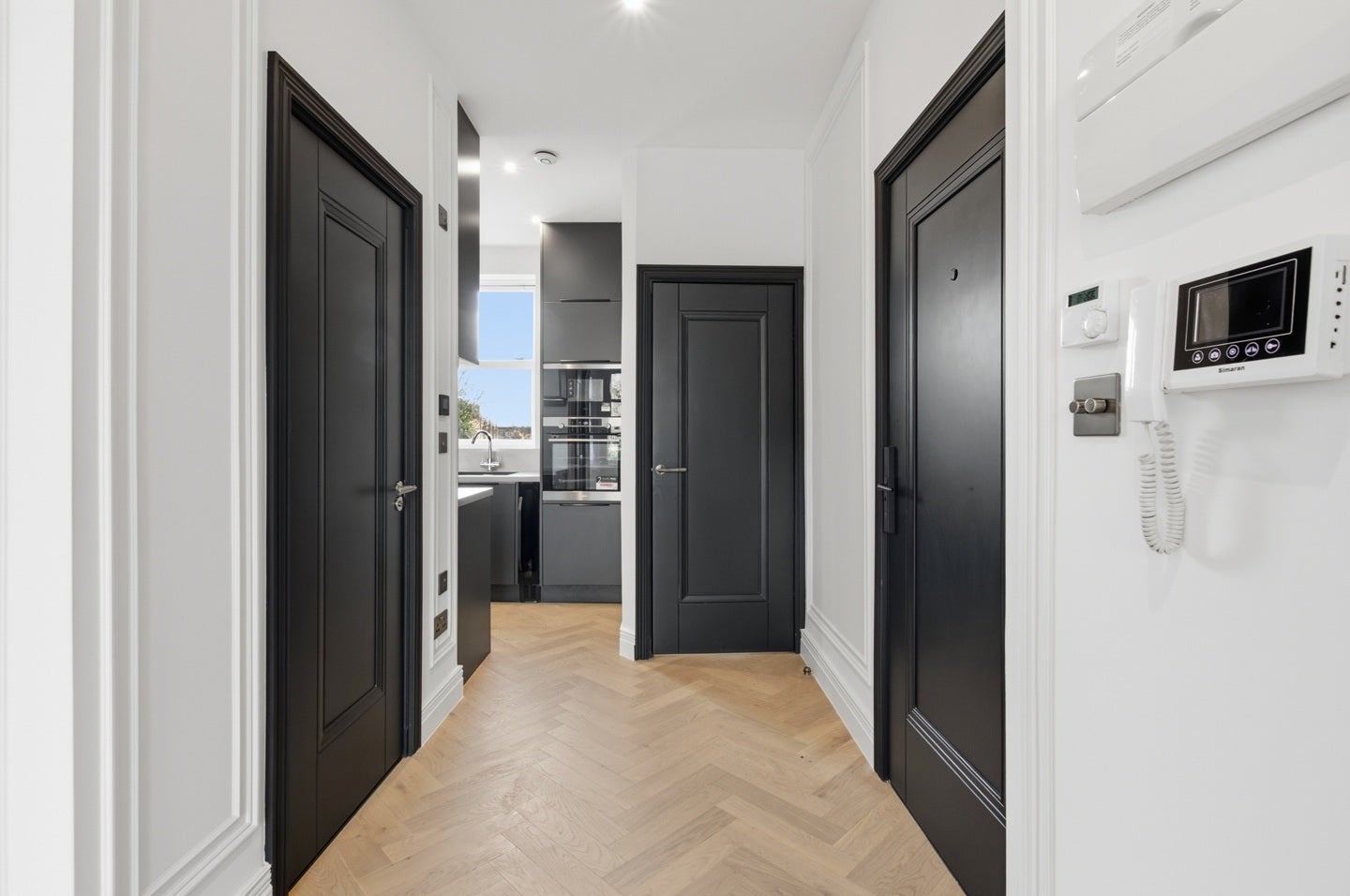 Flat The Vale in Greater London
