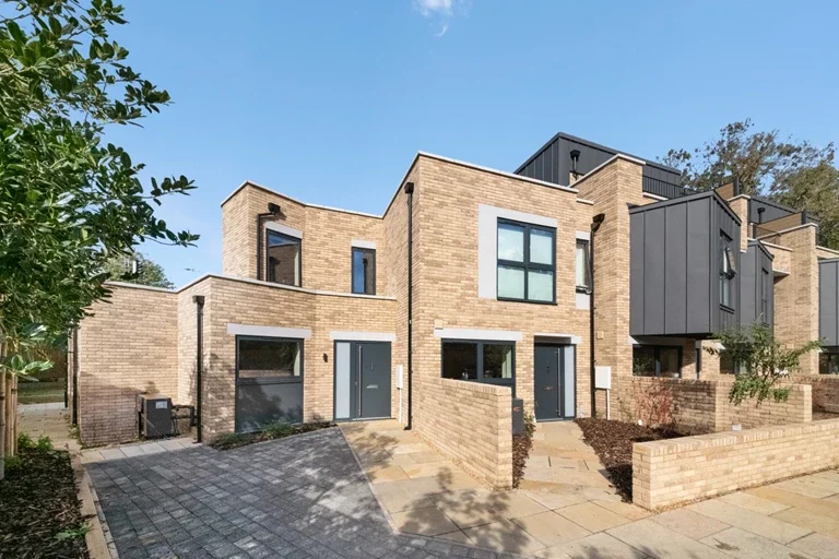 House Church Road in Greater London