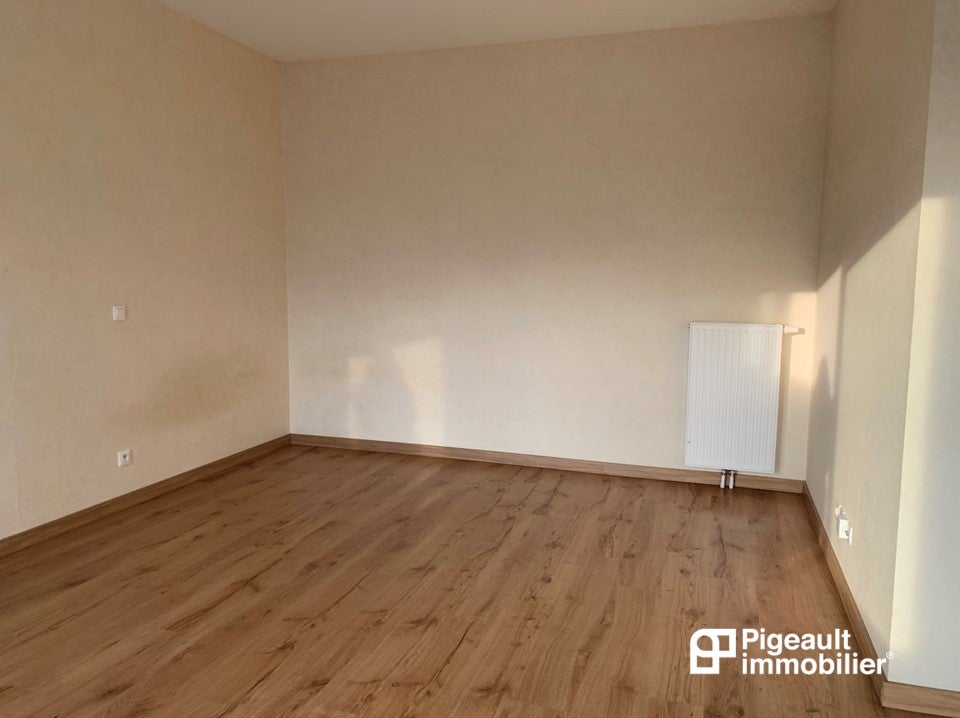 Appartement Rue Louise Bodin à Saint-Jacques-de-la-Lande