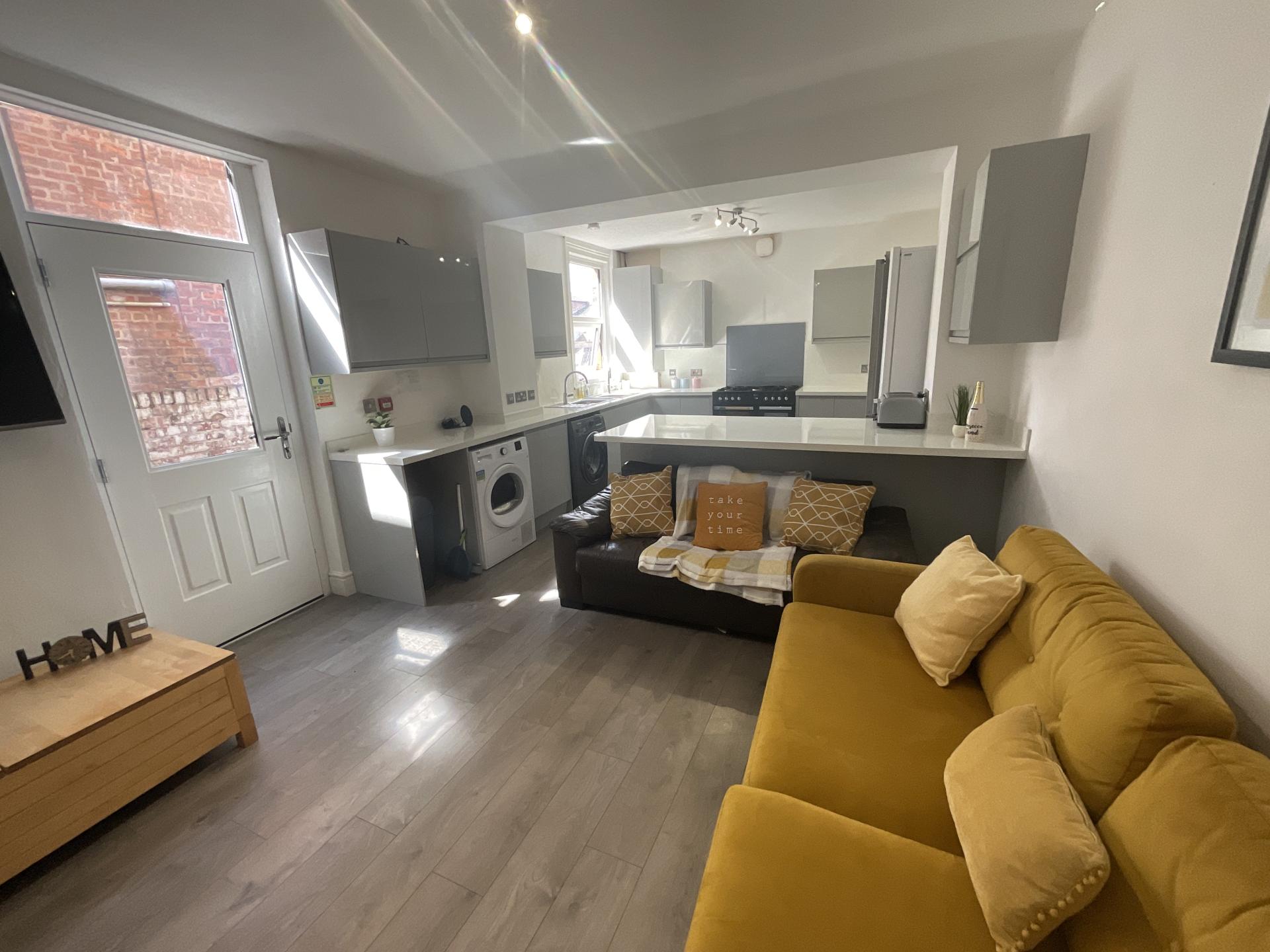 Room Chichester Street in Chester