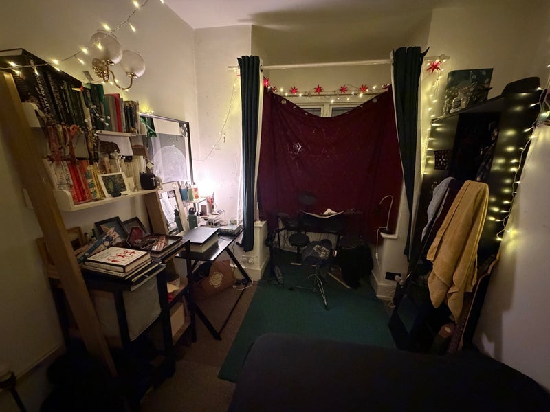 Room Mount Pleasant Road in Greater London