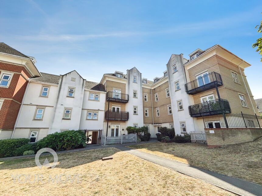 Flat Crawford Avenue in Dartford