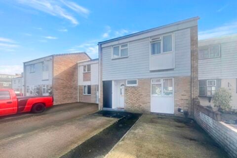 House Saturn Close in Southampton