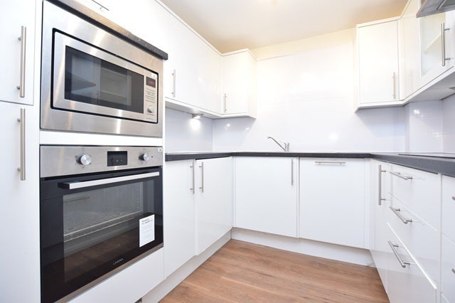 Flat Westfield Terrace in Sheffield