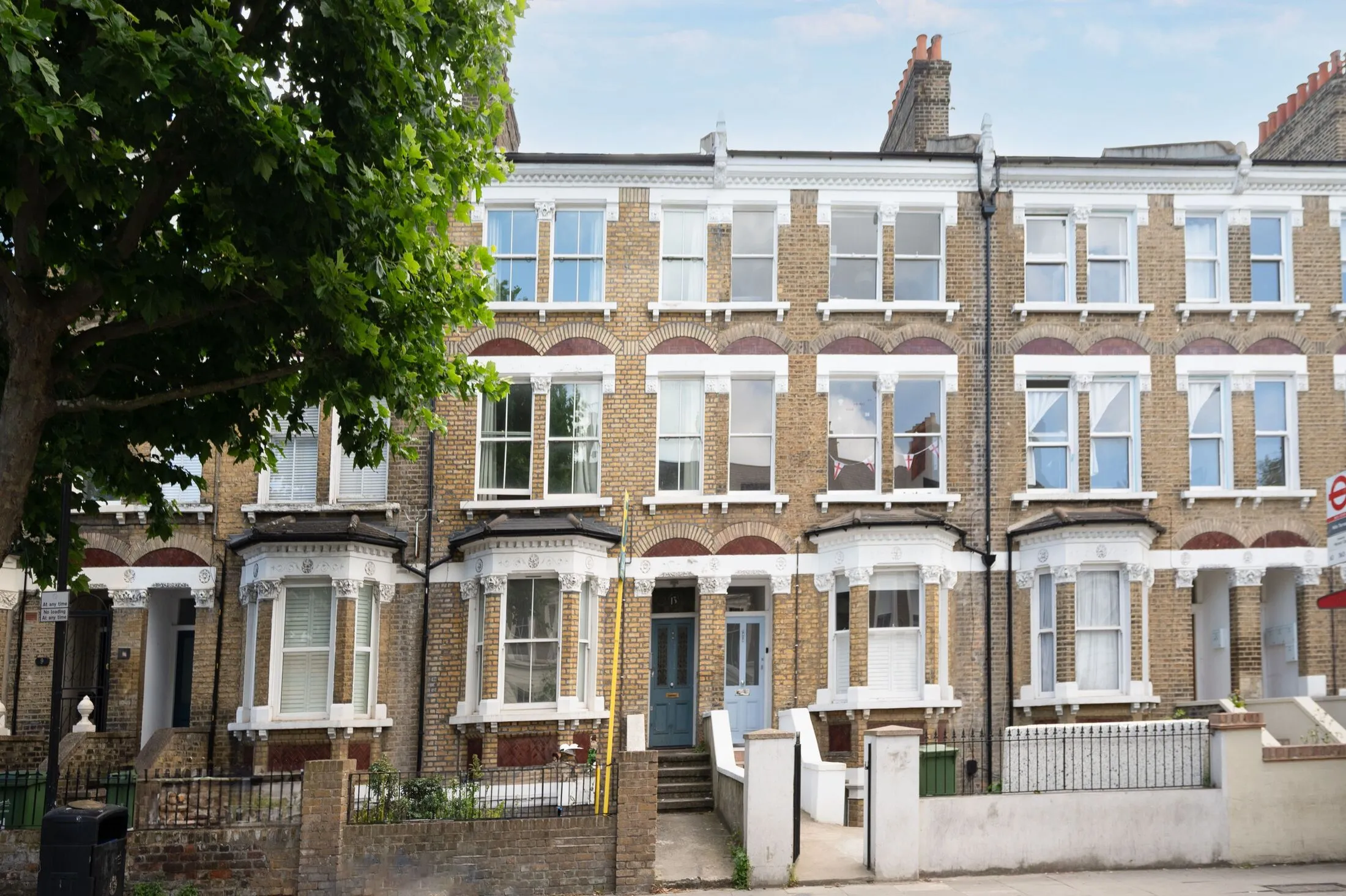 Flat Trafalgar Avenue in Greater London