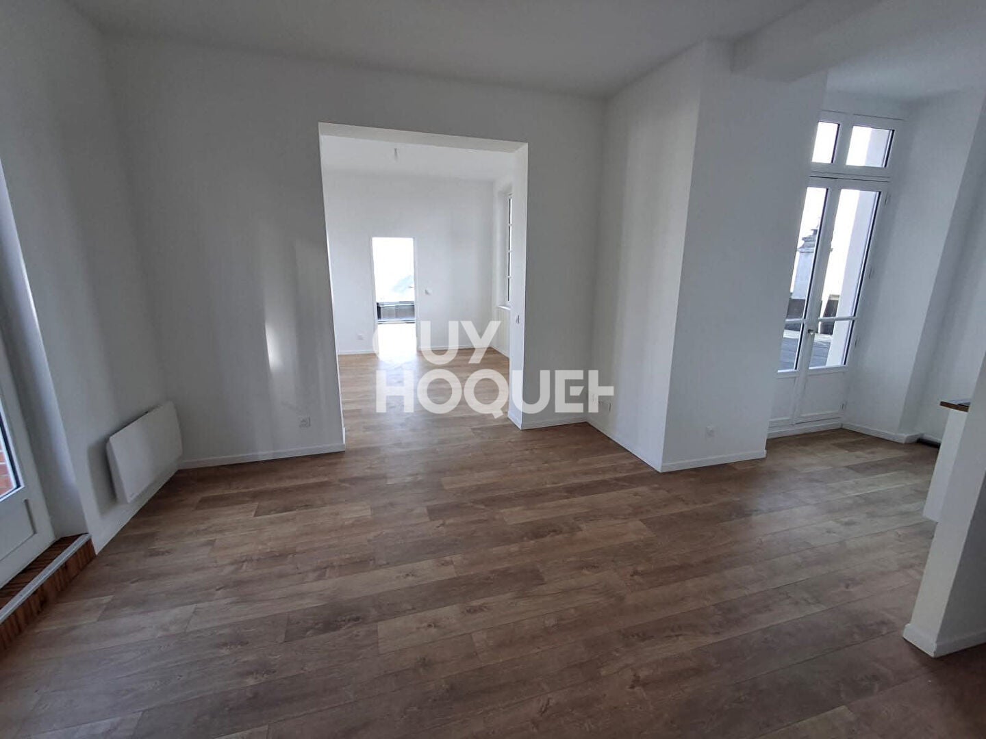 Appartement Place du Parvis Gautier de Mortagne à Laon