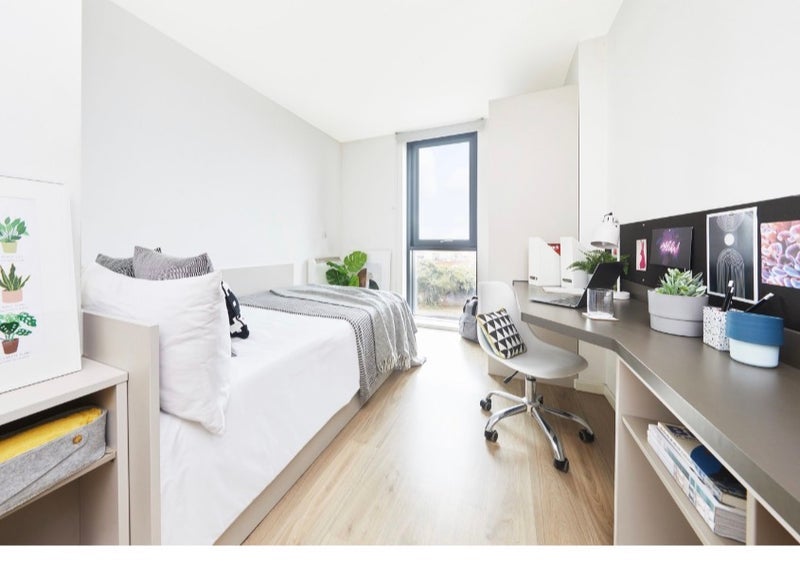 Room Bagot Street in Birmingham