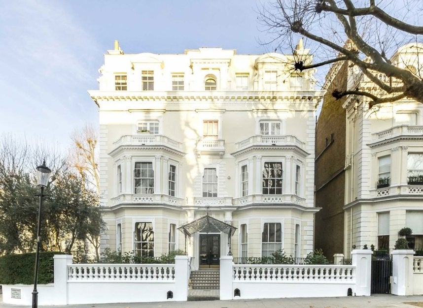 Flat Holland Park in Greater London