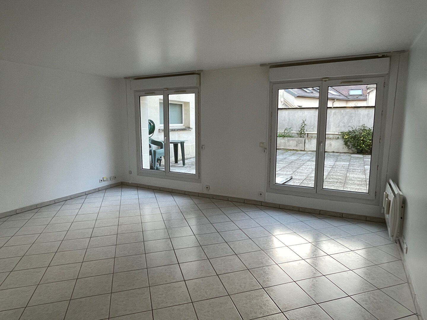 Flat Rue de Valois in Les Ulis