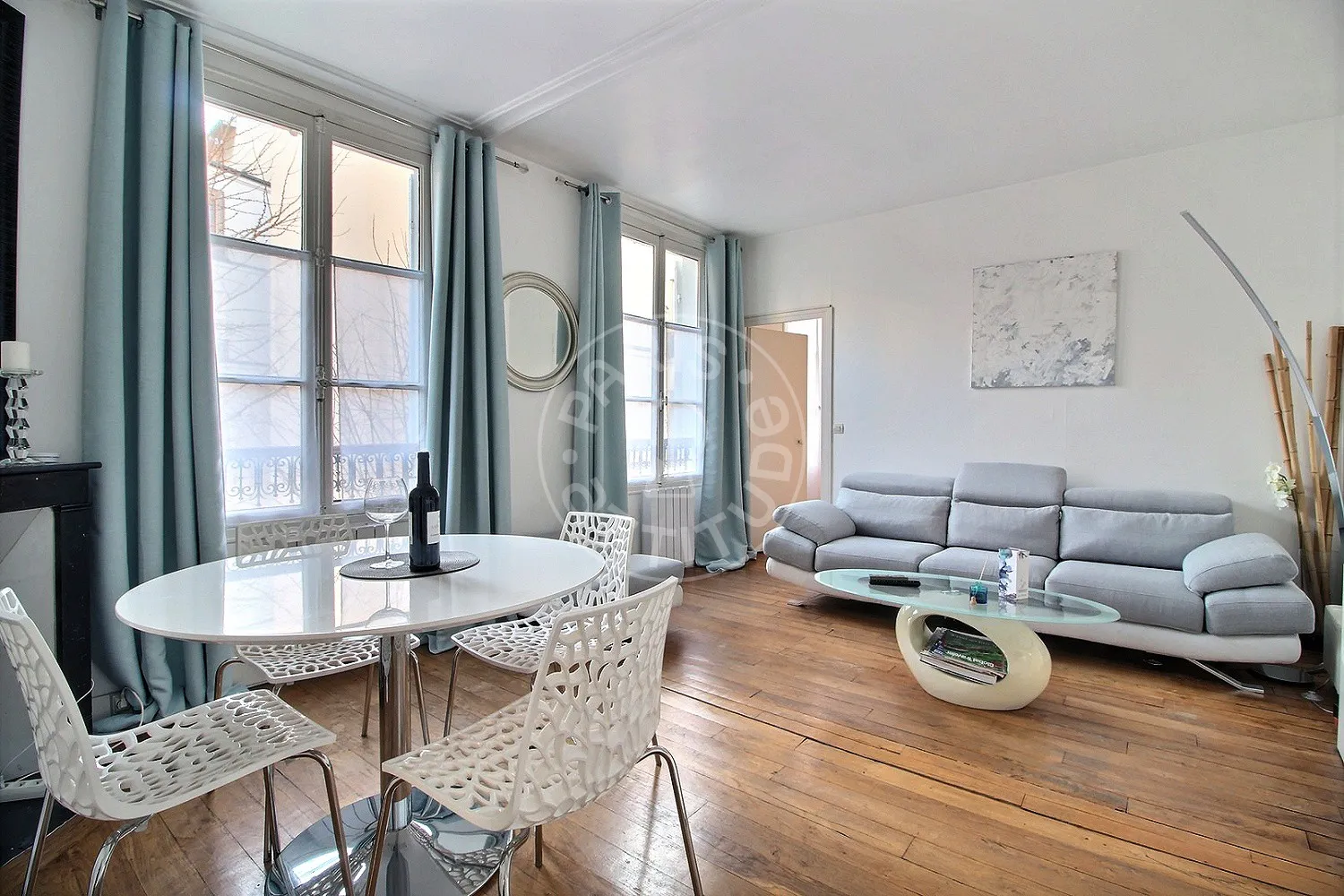 Appartement Rue de la Comète à Paris