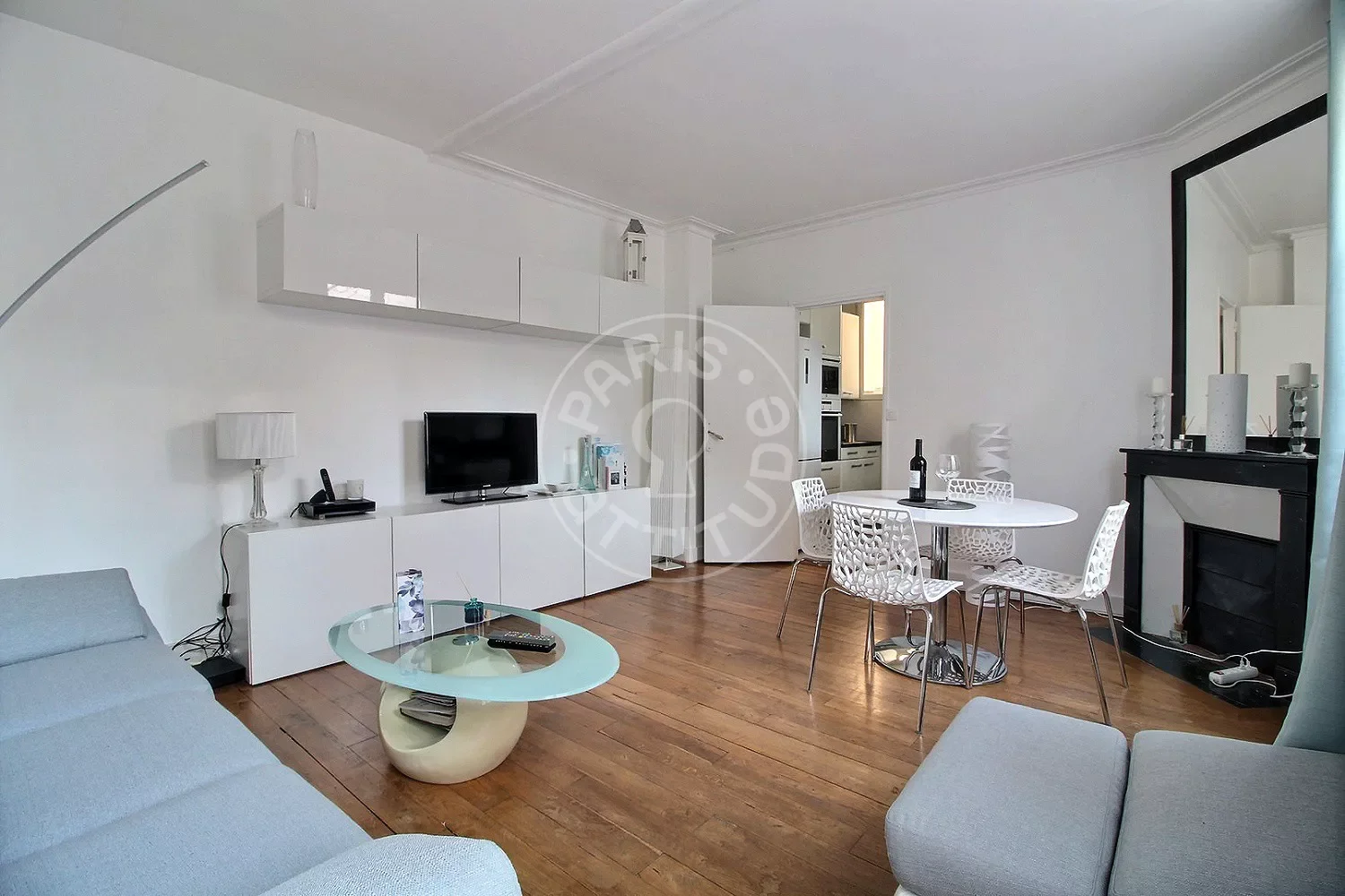 Appartement Rue de la Comète à Paris