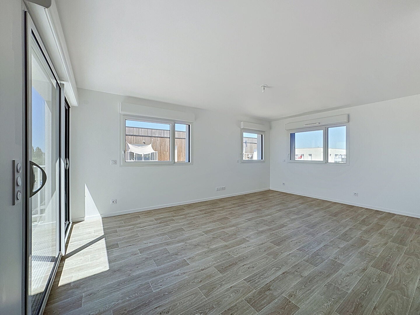 Flat Rue du Ponceau in Laval