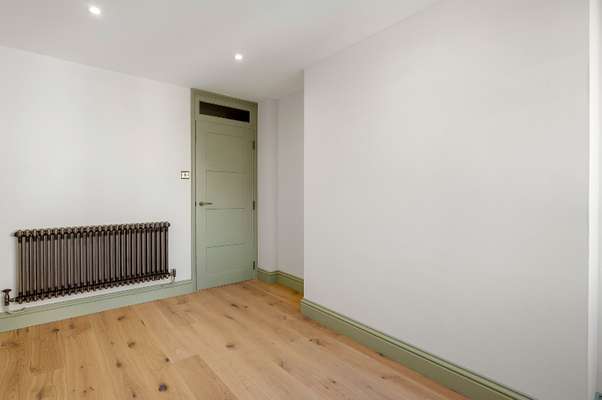 Flat Princeton Street in Greater London